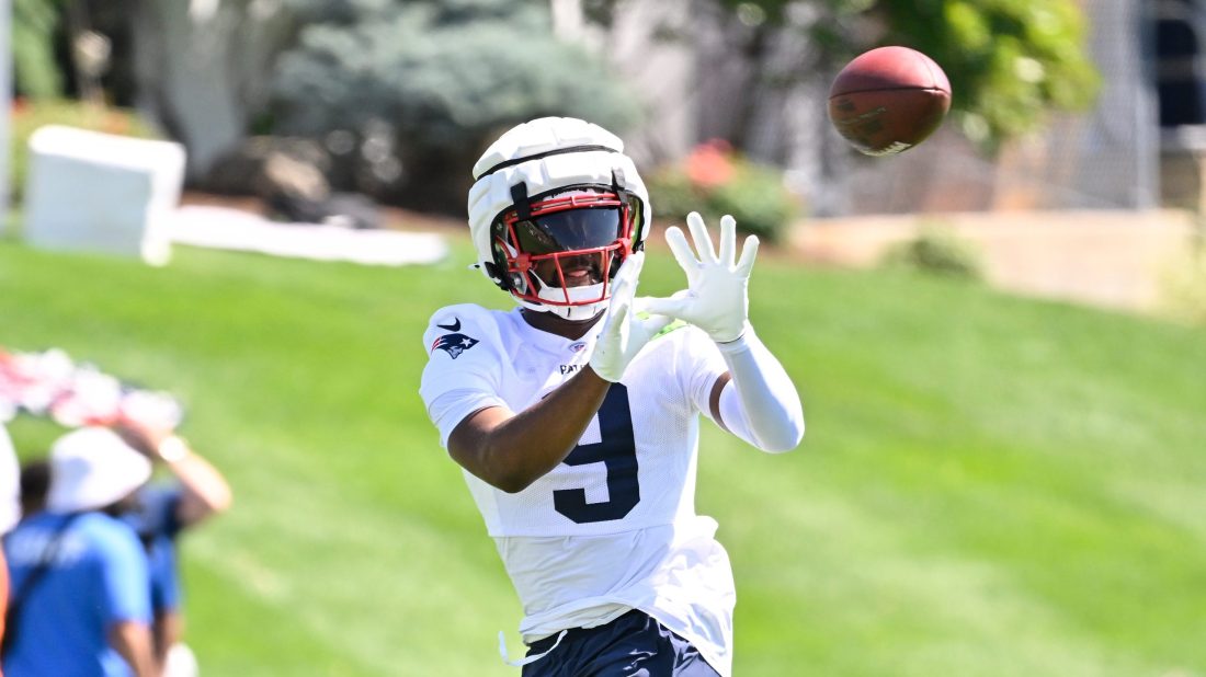 Jul 23, 2025; Foxborough, MA, USA; New England Patriots wide receiver Kayshon Boutte (9) makes a catch during training camp at Gillette Stadium.