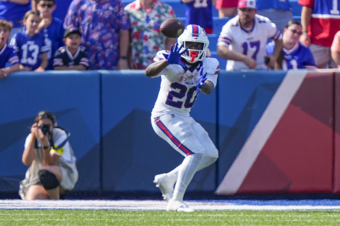 Aug 9, 2025; Orchard Park, New York, USA; Buffalo Bills running back Frank Gore Jr. (20) makes a catch against the New York Giants during the second half at Highmark Stadium.
