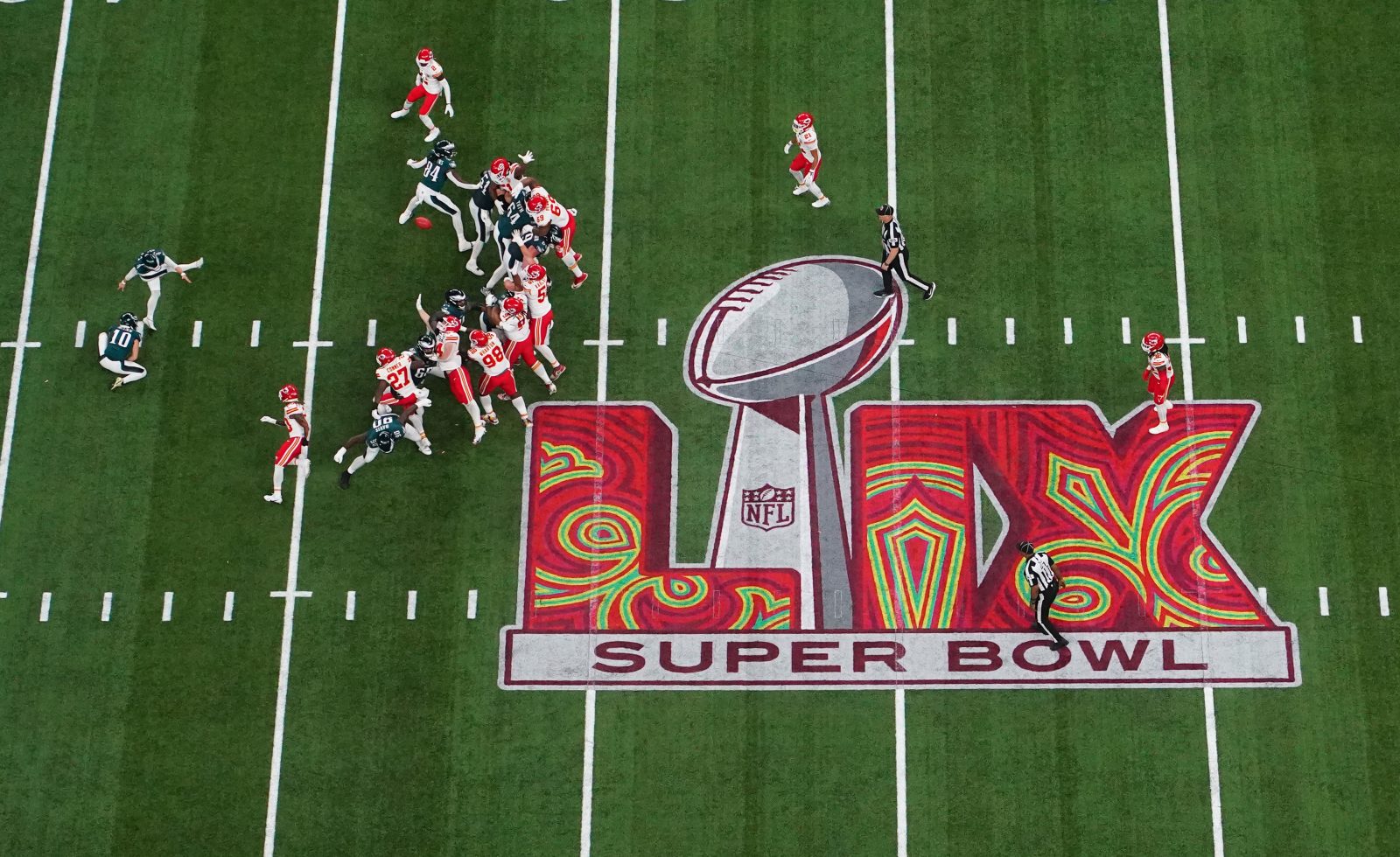 Feb 9, 2025; New Orleans, LA, USA; Philadelphia Eagles place kicker Jake Elliott (4) kicks a field goal against the Kansas City Chiefs in the second quarter during Super Bowl LIX at Caesars Superdome.