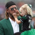 Sep 25, 2022; East Rutherford, New Jersey, USA; Retired New York Jets center Nick Mangold with his daughter before the game against the Cincinnati Bengals at MetLife Stadium. Mandatory Credit: Vincent Carchietta-USA TODAY Sports
