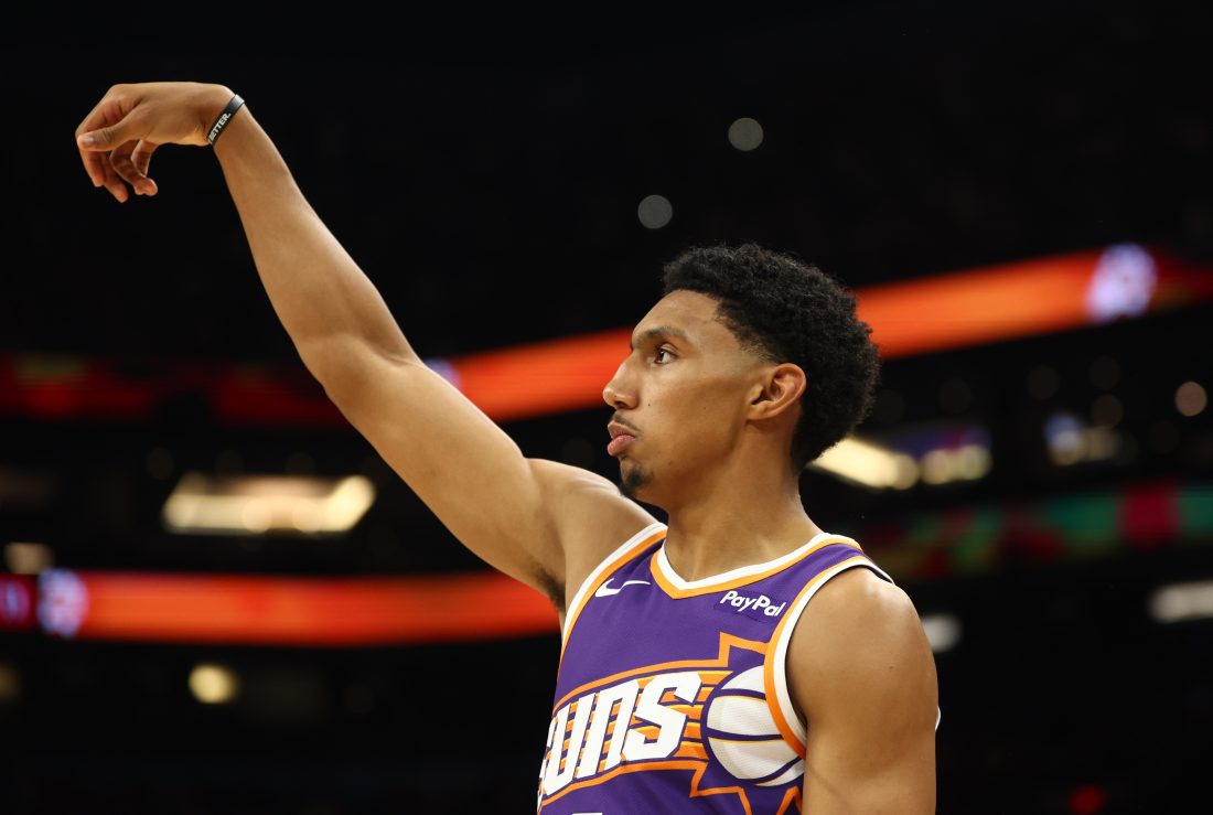 Oct 22, 2025; Phoenix, Arizona, USA; Phoenix Suns forward Ryan Dunn (0) against the Sacramento Kings at the Mortgage Matchup Center. Mandatory Credit: Mark J. Rebilas-Imagn Images