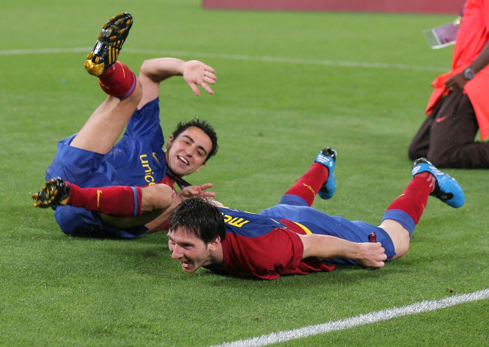 May 27, 2009; Rome, ITALY; Xavi (left) and Lionel Messi (right) celebrate the Barcelona victory over Manchester United in the 2009 Champions League final. Barcelona defeated Manchester 2-0 at Olympico Stadium.
