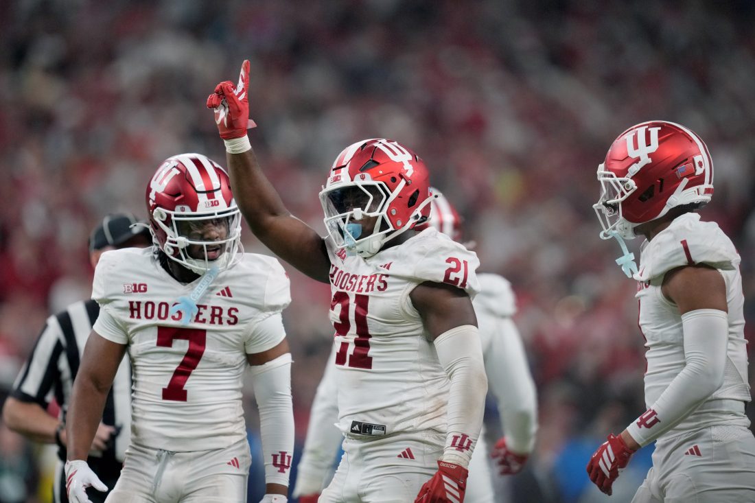 Dec 6, 2025; Indianapolis, IN, USA; Indiana Hoosiers linebacker Rolijah Hardy (21) reacts in the third quarter against the Ohio State Buckeyes during the 2025 Big Ten championship game at Lucas Oil Stadium. Mandatory Credit: Aaron Doster-Imagn Images