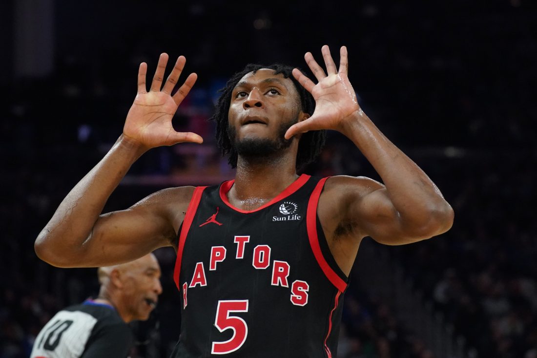 Jan 20, 2026; San Francisco, California, USA; Toronto Raptors guard Immanuel Quickley (5) celebrates after making a three-pointer against the Golden State Warriors in the third quarter at Chase Center. Mandatory Credit: David Gonzales-Imagn Images