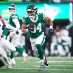 New York Jets running back Kene Nwangwu (34) runs the ball during a game against the New England Patriots at MetLife Stadium, Dec 28, 2025, East Rutherford, NJ, USA.