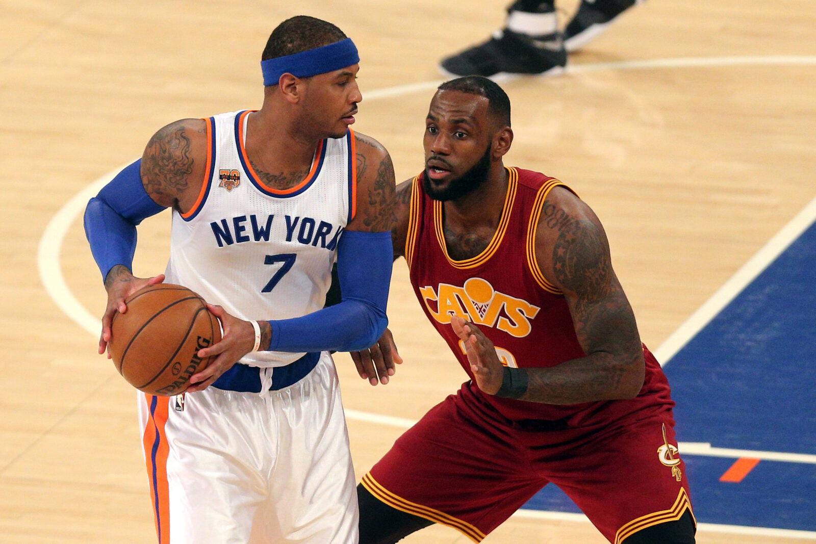 Dec 7, 2016; New York, NY, USA; New York Knicks small forward Carmelo Anthony (7) controls the ball against Cleveland Cavaliers small forward LeBron James (23) during the first quarter at Madison Square Garden. Mandatory Credit: Brad Penner-USA TODAY Sports
