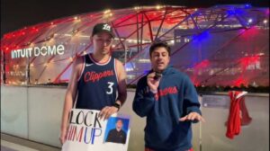 Dime Dropper with a Clippers fan