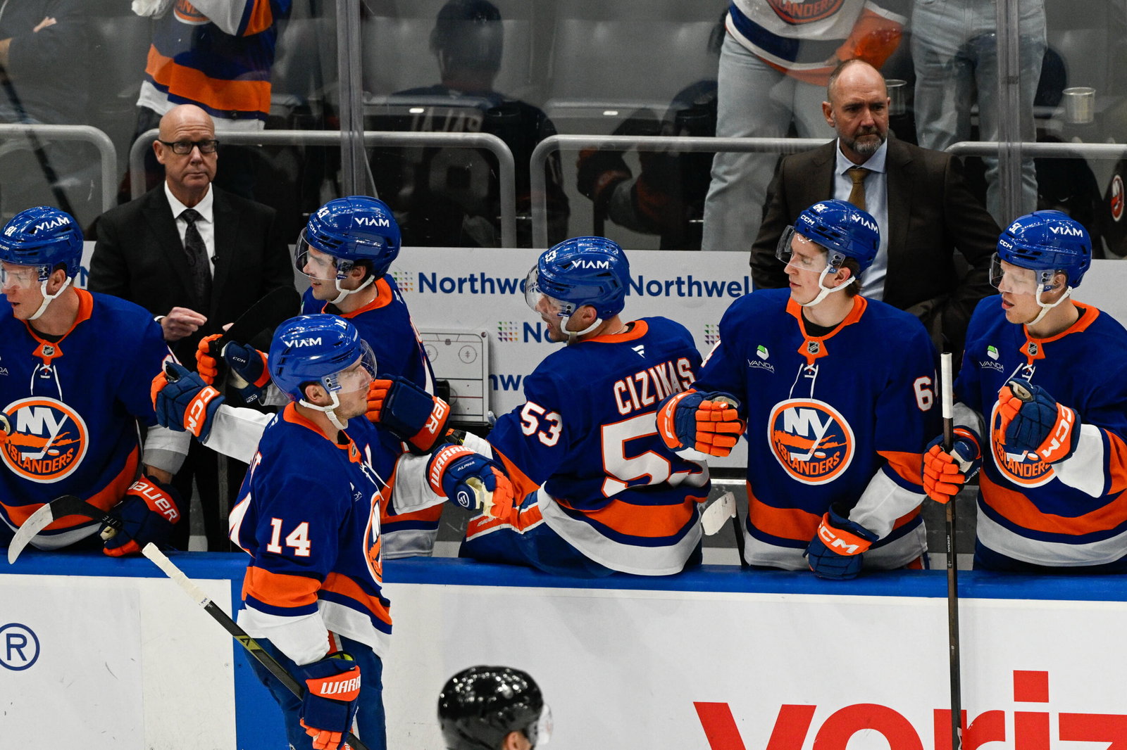 Three Prospects Islander Fans Should Get Familiar With – The Lead