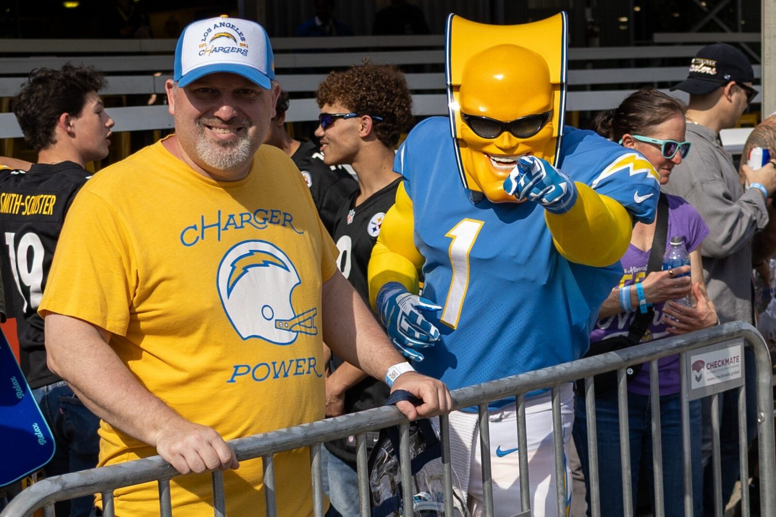 Los Angeles Chargers fans eagerly wait in the draft theater line ahead of Rounds 2-3 of the 2026 NFL Draft, Friday, April 24, 2026 outside Acrisure Stadium in Pittsburgh, Pa.
