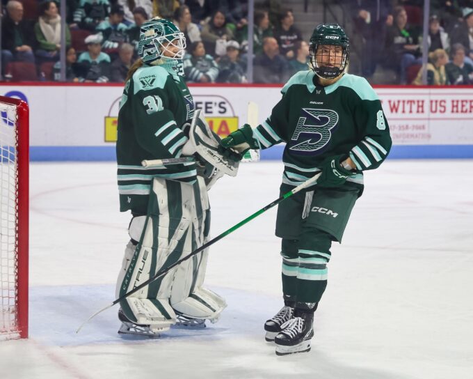 Boston Fleet goaltender Aerin Frankel and Hailey Winn during a game vs. Toronto at Agganis Arena at Boston University on Tuesday, March 17, 2026. Credit: Jason Snow / The Patriot Ledger / USA TODAY NETWORK via Imagn Images