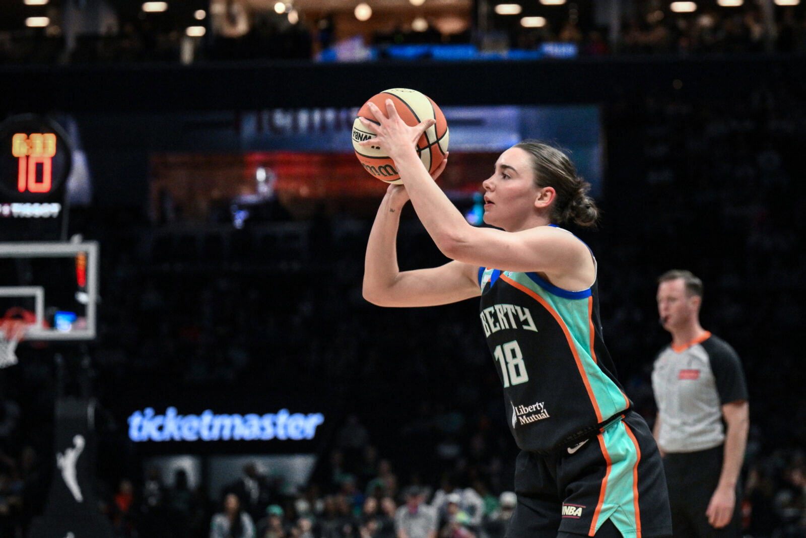 May 29, 2026; Brooklyn, New York, USA; New York Liberty guard Pauline Astier (18) shoots the ball against the Phoenix Mercury during the first half at Barclays Center. Mandatory Credit: John Jones-Imagn Images