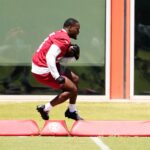 Arizona Cardinals running back Jeremiyah Love (4) during rookie mini-camp practice on May 8, 2026, at the Dignity Health Arizona Cardinals Training Center in Tempe.
