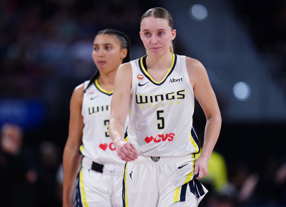 ul 2, 2026; Hartford, Connecticut, USA; Dallas Wings guard Paige Bueckers (5) and guard Azzi Fudd (35) on the court against the Connecticut Sun in the second half at PeoplesBank Arena. Mandatory Credit: David Butler II-Imagn Images