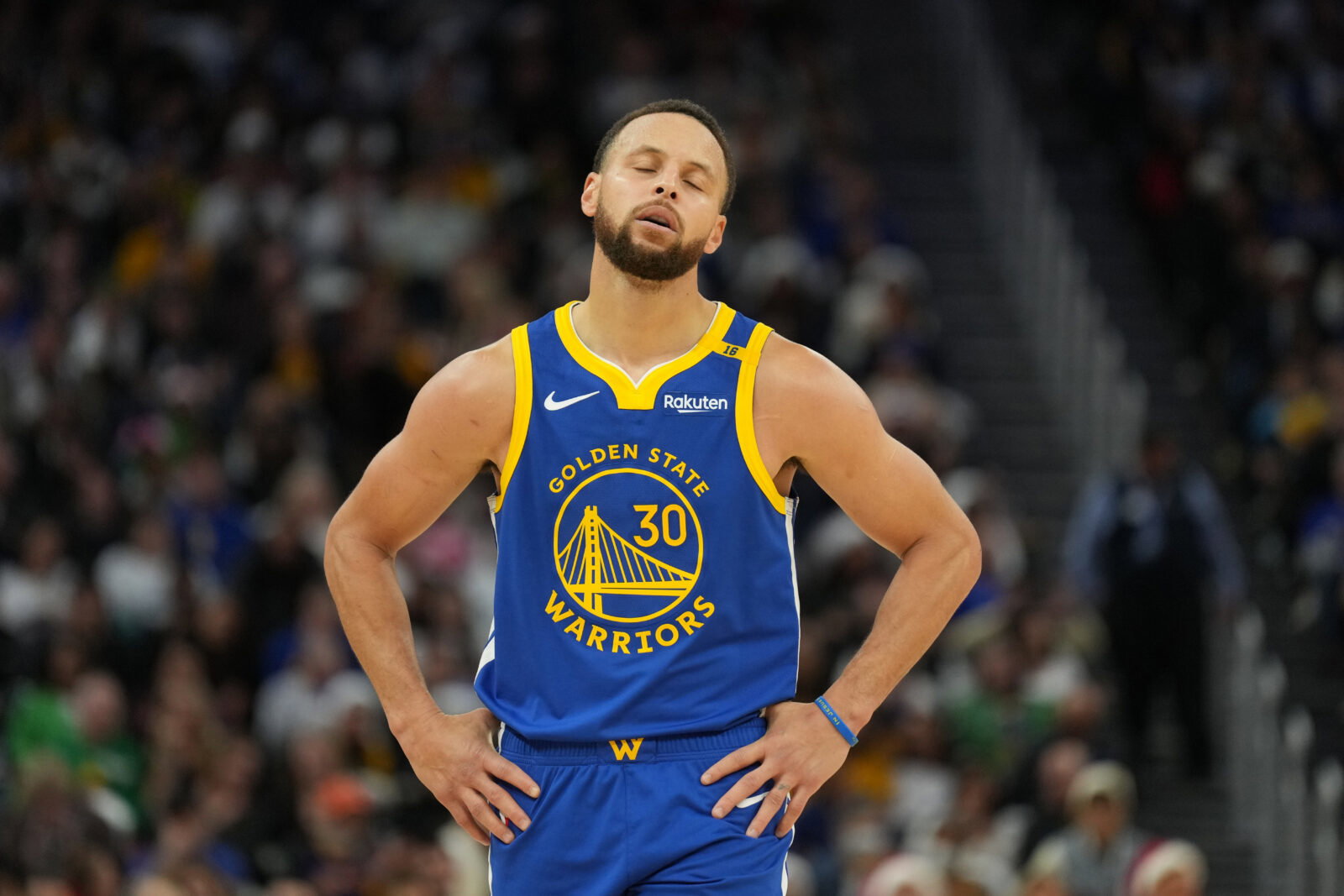 Dec 25, 2024; San Francisco, California, USA; Golden State Warriors guard Stephen Curry (30) during the fourth quarter against the Los Angeles Lakers at Chase Center. Mandatory Credit: Darren Yamashita-Imagn Images