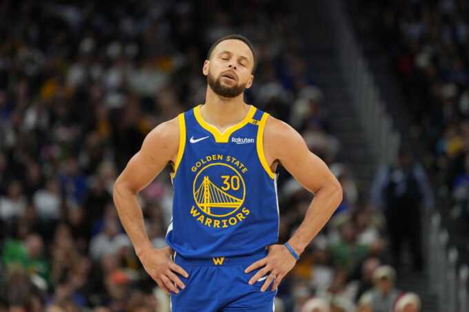 Dec 25, 2024; San Francisco, California, USA; Golden State Warriors guard Stephen Curry (30) during the fourth quarter against the Los Angeles Lakers at Chase Center. Mandatory Credit: Darren Yamashita-Imagn Images