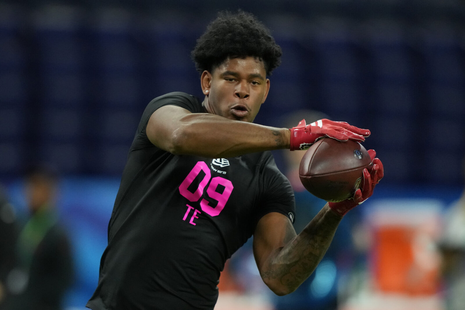 Feb 27, 2026; Indianapolis, IN, USA; NC State tight end Justin Joly (TE09) during the NFL Scouting Combine at Lucas Oil Stadium. Mandatory Credit: Kirby Lee-Imagn Images