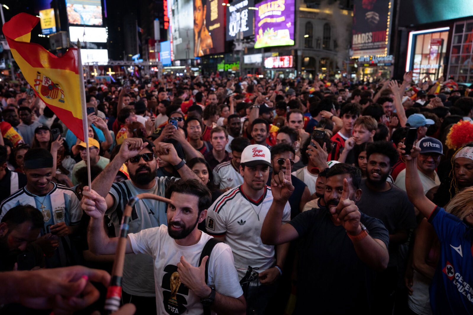 Soccer Football - FIFA World Cup 2026 - Final - Spain v Argentina - Fans gather in New York City - New York City, New York, U.S. - July 19, 2026 Spain fans celebrate at Times Square as Spain wins the World Cup REUTERS/Ed Ou