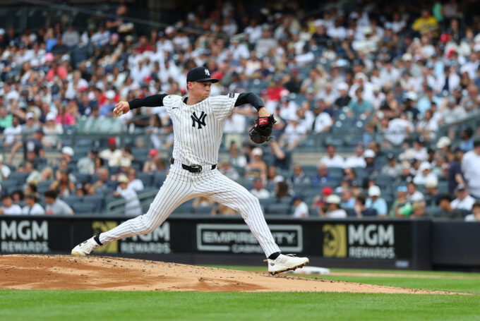 Aug 30, 2026; Bronx, New York, USA; New York Yankees pitcher Will Warren (29) pitches against the Boston Red Sox during the second inning at Yankee Stadium. Mandatory Credit: Vincent Carchietta-Imagn Images
