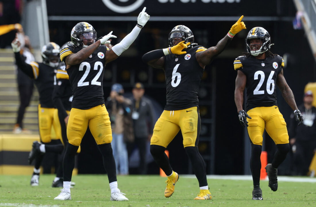 Oct 11, 2026; Pittsburgh, Pennsylvania, USA; Pittsburgh Steelers cornerback Asante Samuel Jr. (22), linebacker Patrick Queen (6) and cornerback Brandin Echols (26) react in the second half against the Indianapolis Colts at Acrisure Stadium. Mandatory Credit: Charles LeClaire-Imagn Images